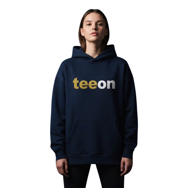 Брендированный худи TEEON — пример готового мерча